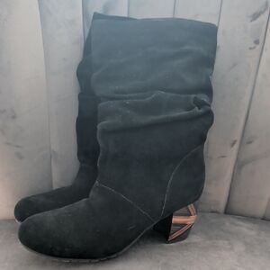 L'Armour Des Pieds Size 10 Woodgrain Heeled Boots.  Awesome